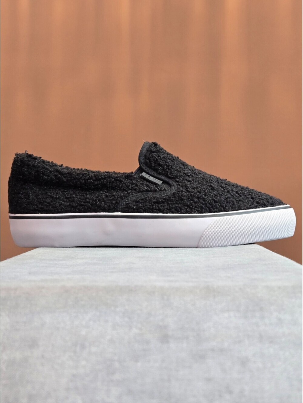 Lugz Clipper Fleece Slip On - Black (WCLIPFT-060) Women's 8, NEW, NO BOX